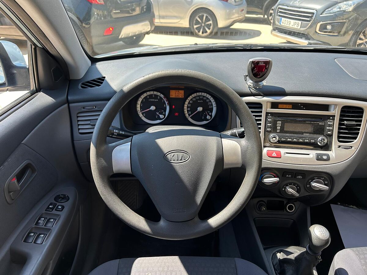 KIA RIO COMFORT 1.4 SPANISH LHD IN SPAIN ONLY 42000 MILES SUPERB 2006